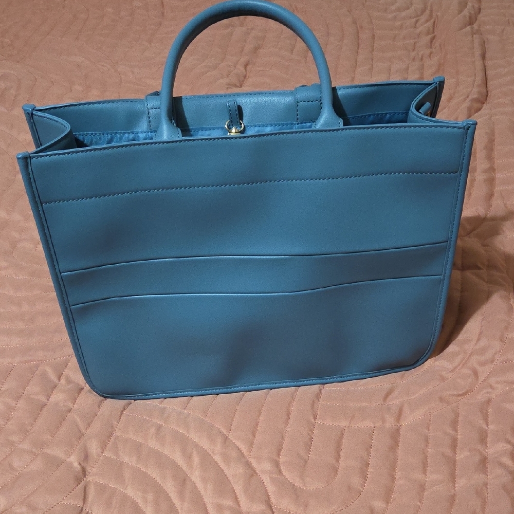 Elegant Blue Women's Handbag  NEW W/O tag